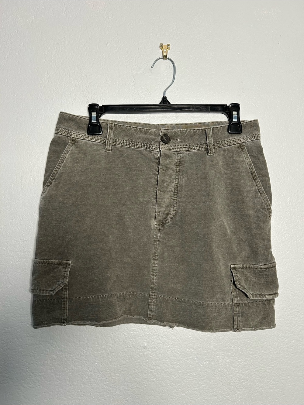 James Perse Olive Cargo Mini Skirt